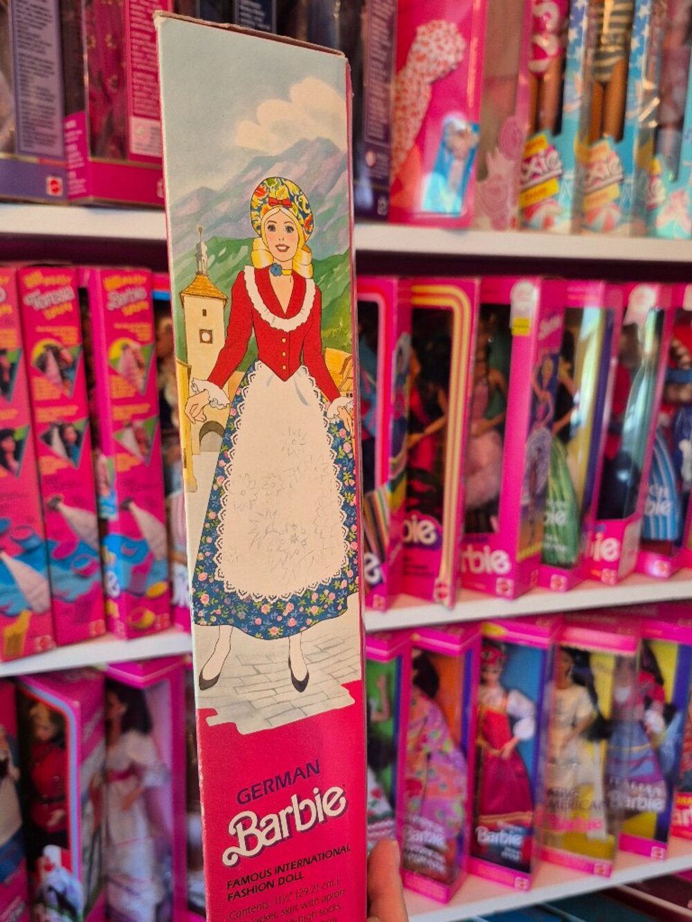 1986 Dolls of the Word German Barbie NIB - Picture 2 of 9